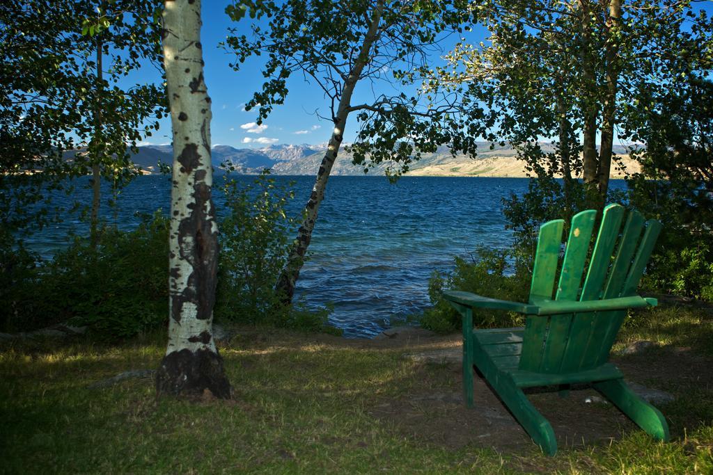Lakeside Lodge Resort And Marina Pinedale Exterior photo